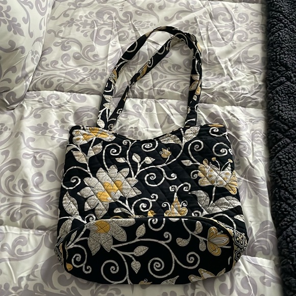Vera Bradley Handbags - Vera Bradley purse
